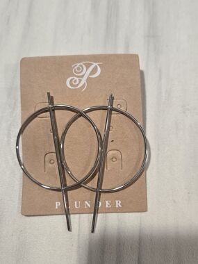 Plunder Silver Hoop Earrings with Linear Bar